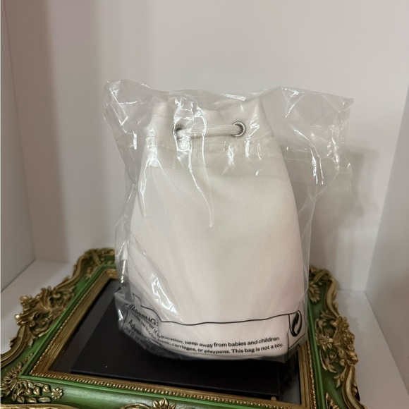 Dior White Embroidered Drawstring Pouch Bag - Picture 3 of 3